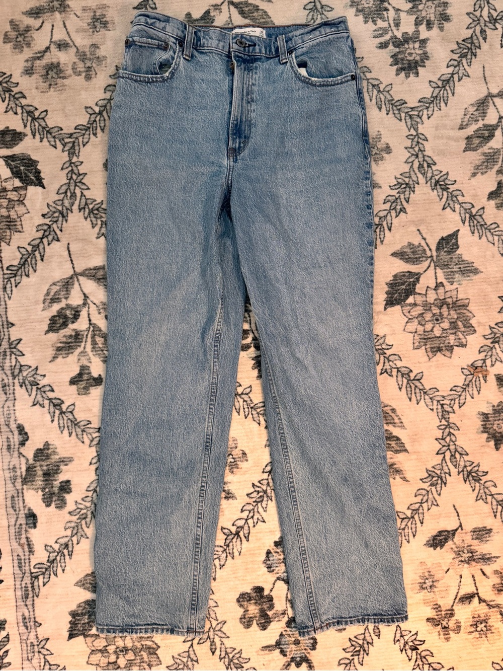 Abercrombie & Fitch Light Wash Straight-Leg Women's Jeans